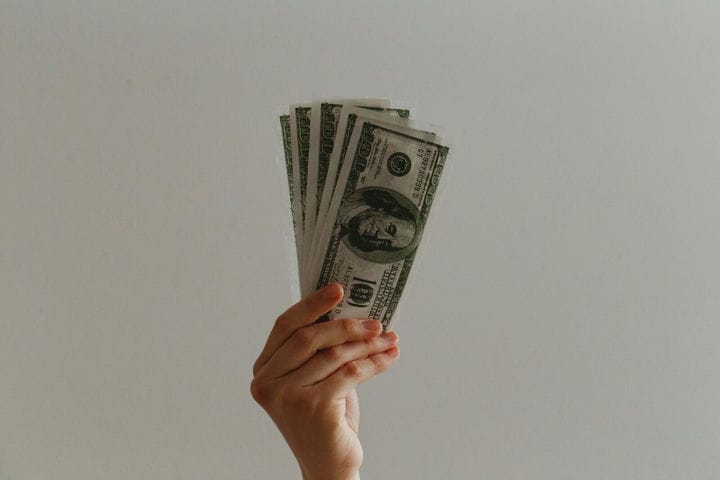 Wie man leicht Geld verdient: Tipps + Möglichkeiten
